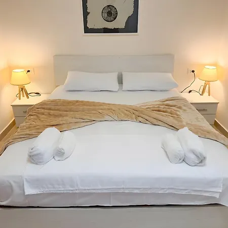 Apartment Bogdani Golem (Tirana)